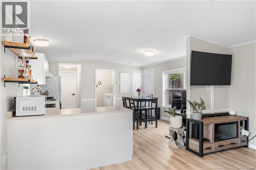 8 Sparrow Street - 8