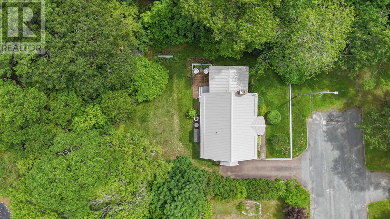 Property 38 of 45 of 99 WALNUT Street