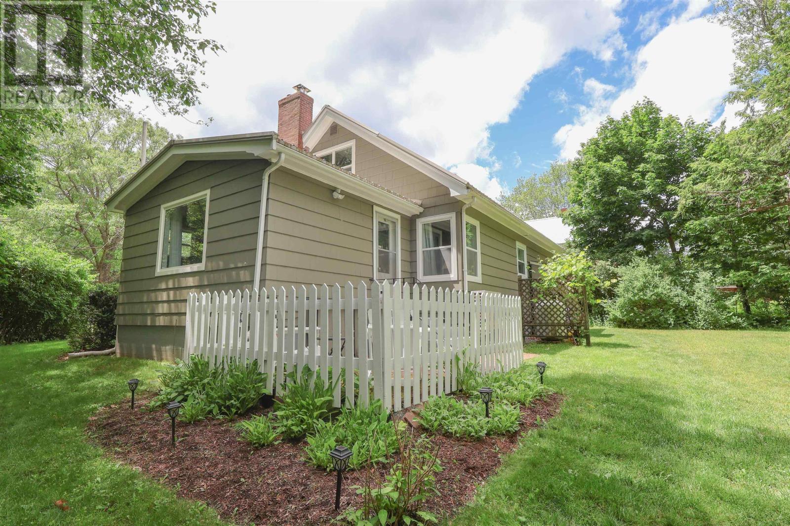 Property 32 of 45 of 99 WALNUT Street