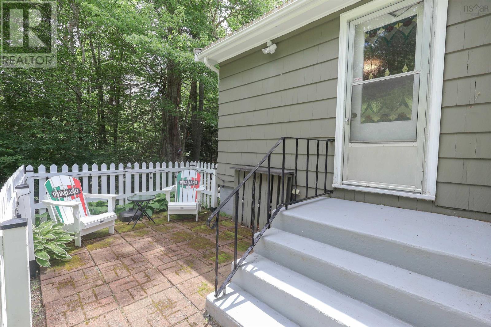 Property 33 of 45 of 99 WALNUT Street