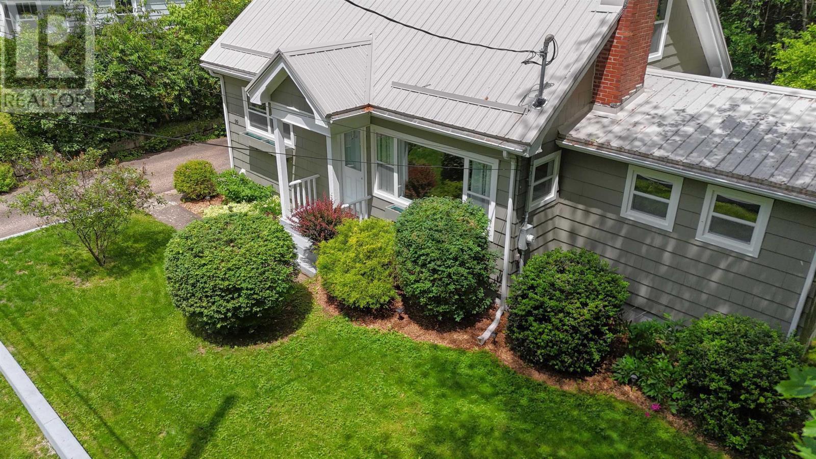 Property 37 of 45 of 99 WALNUT Street