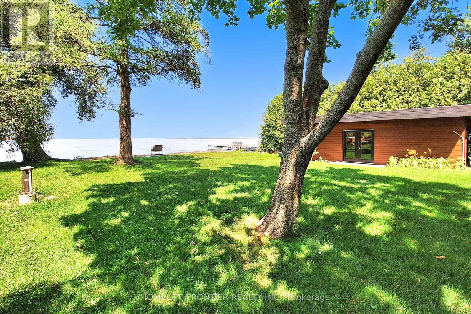 44 IRVING DRIVE - 31