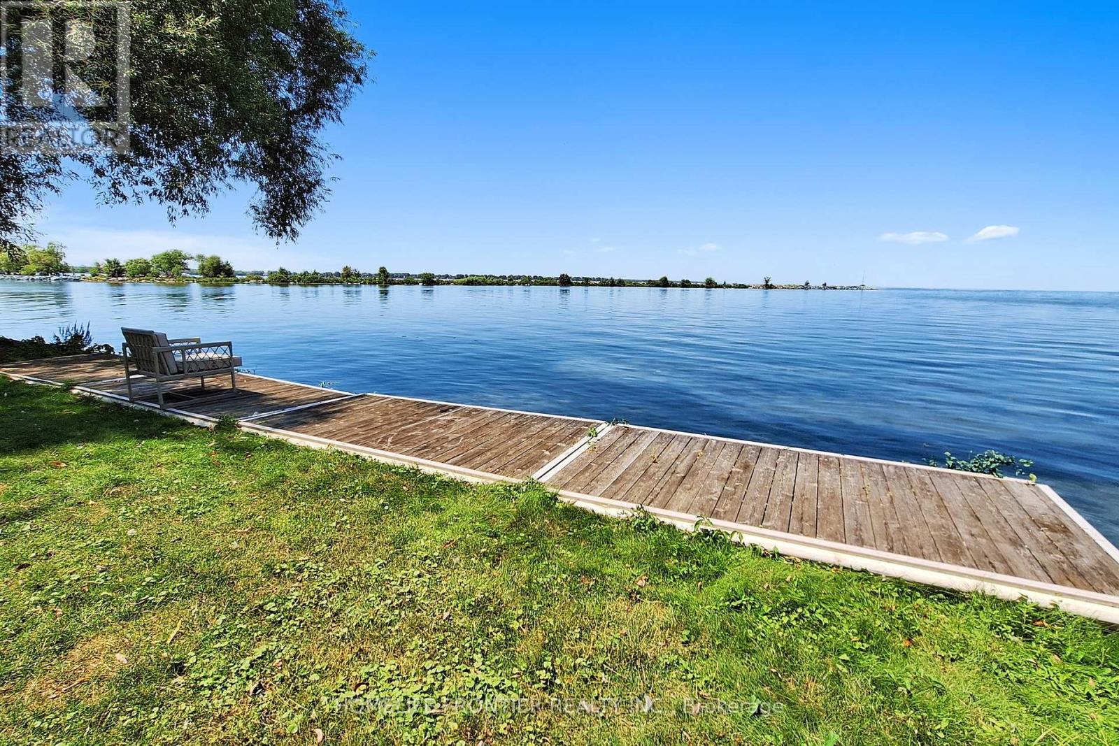 44 IRVING DRIVE - 35
