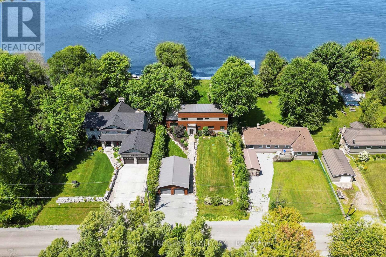 44 IRVING DRIVE - 40