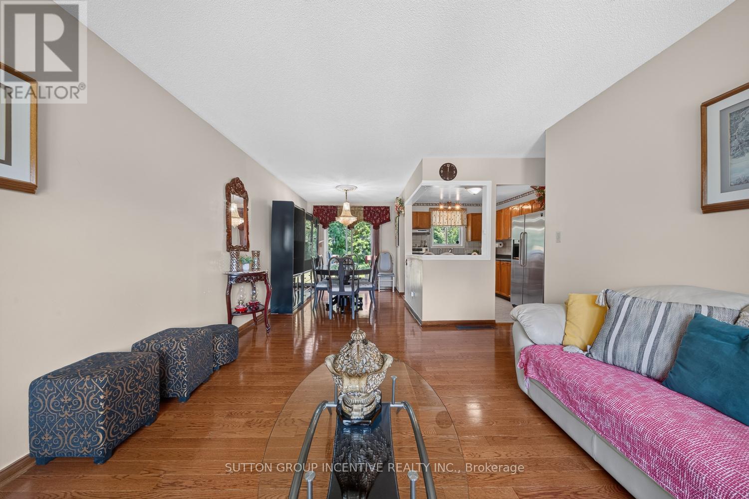29 KORLEA CRESCENT - 5