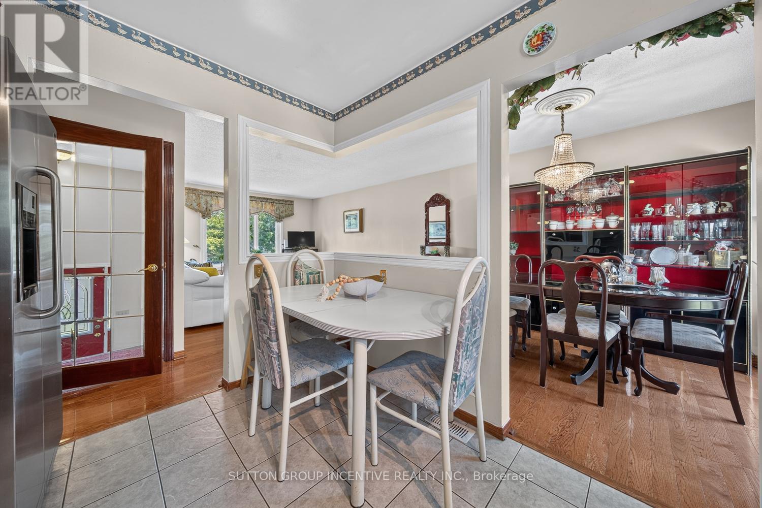 29 KORLEA CRESCENT - 8