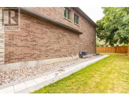 752 Hillview Crescent, Pickering, ON L1W2S1 Photo 48