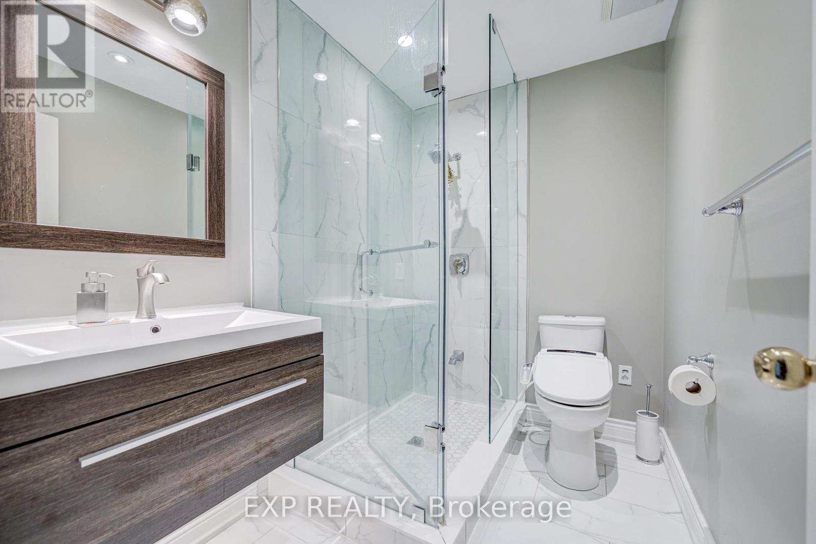 292 SHERIDAN COURT - 17