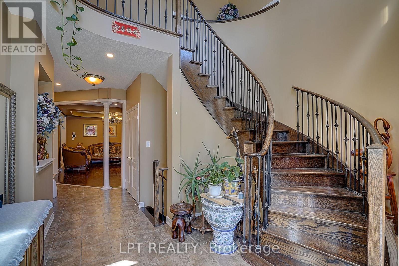 1168 MCTAVISH DRIVE - 4
