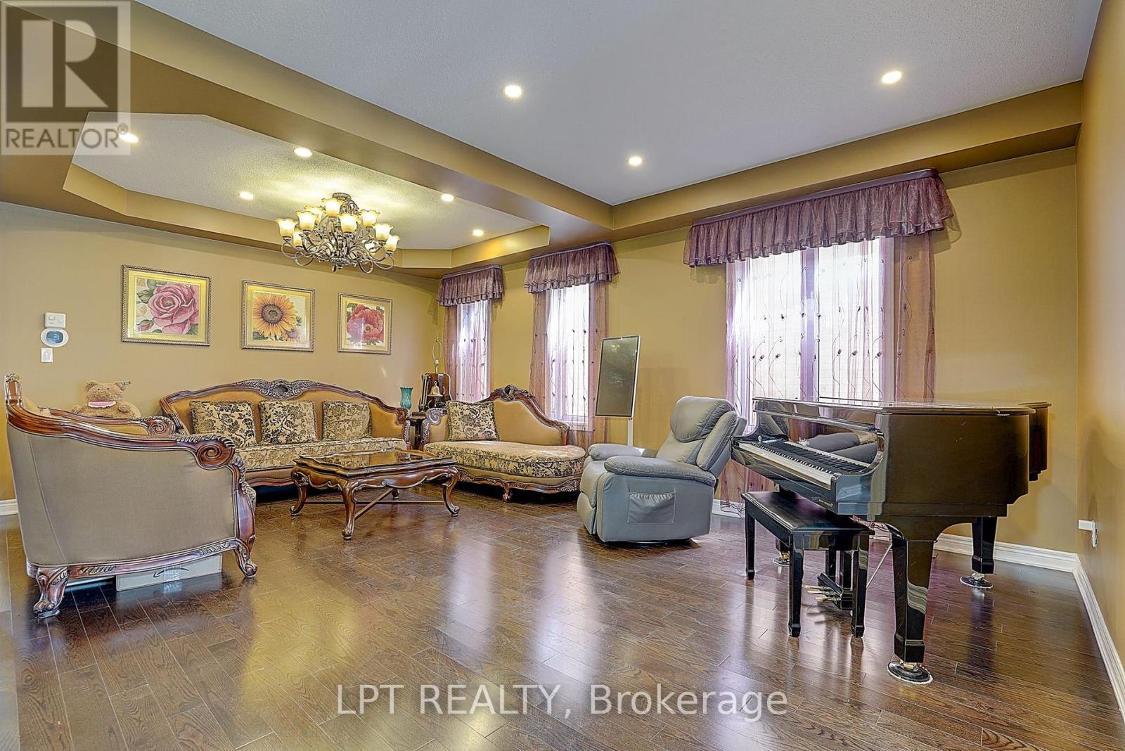 1168 MCTAVISH DRIVE - 5