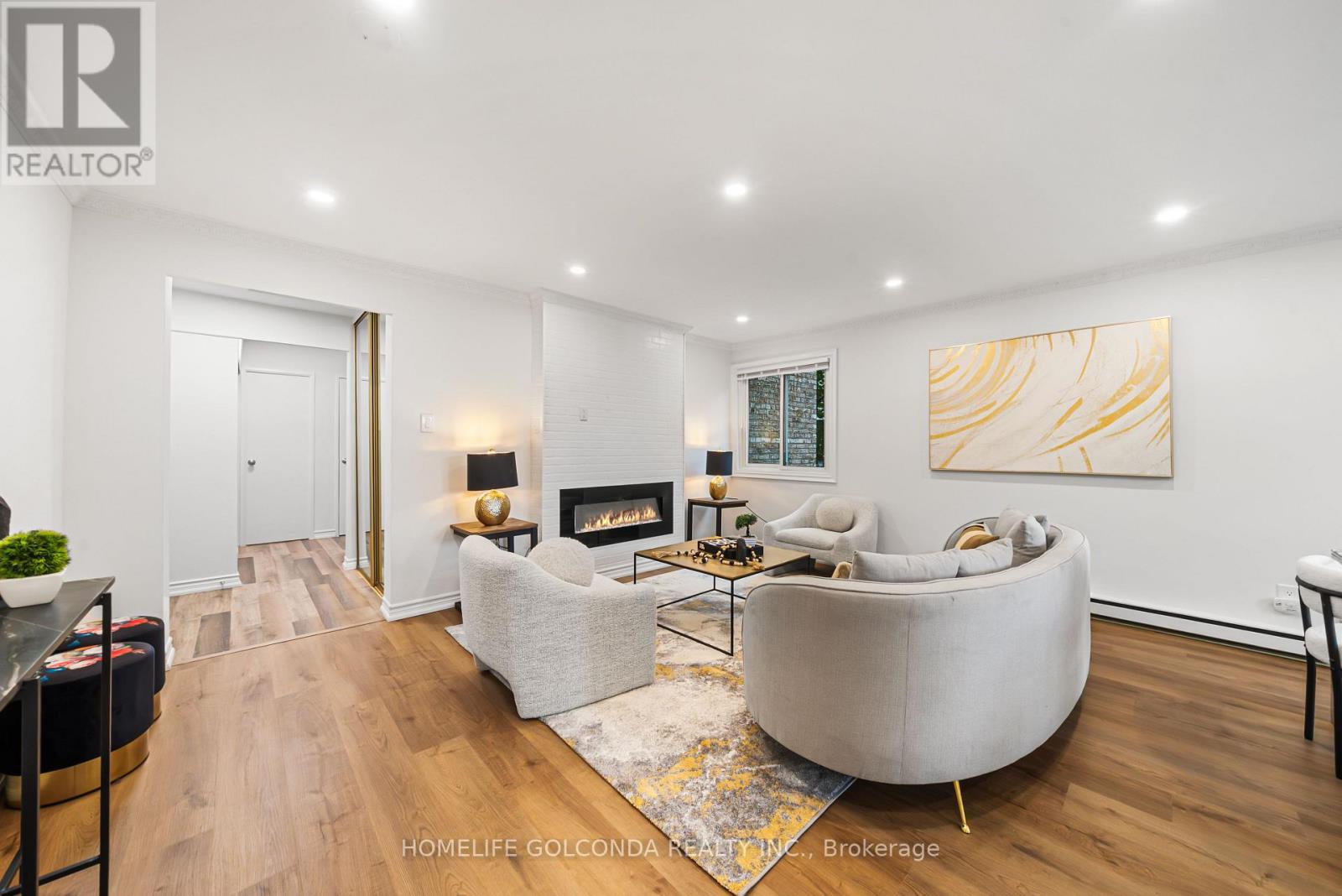 #205 21 ELIZABETH STREET - 29