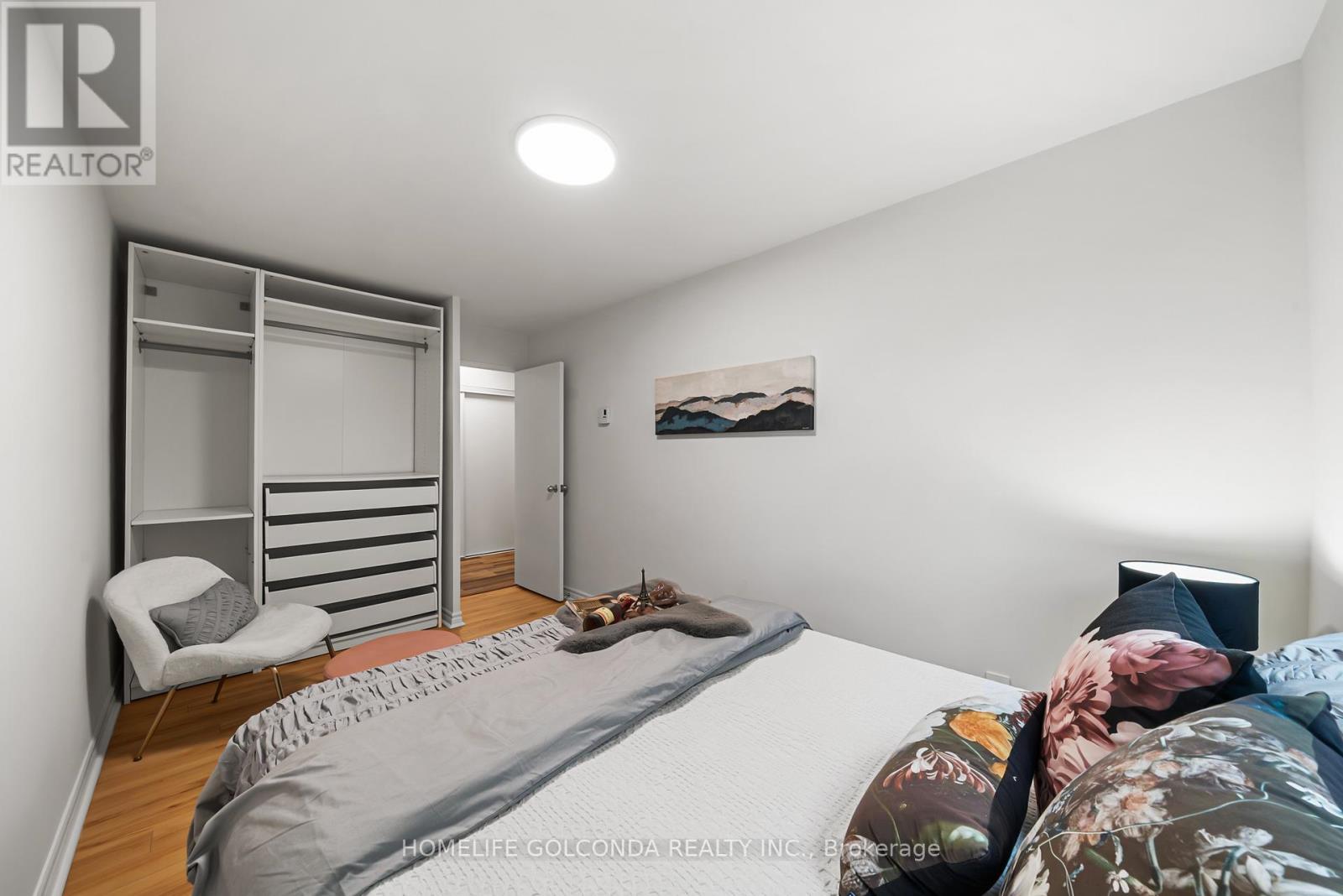 #205 21 ELIZABETH STREET - 39