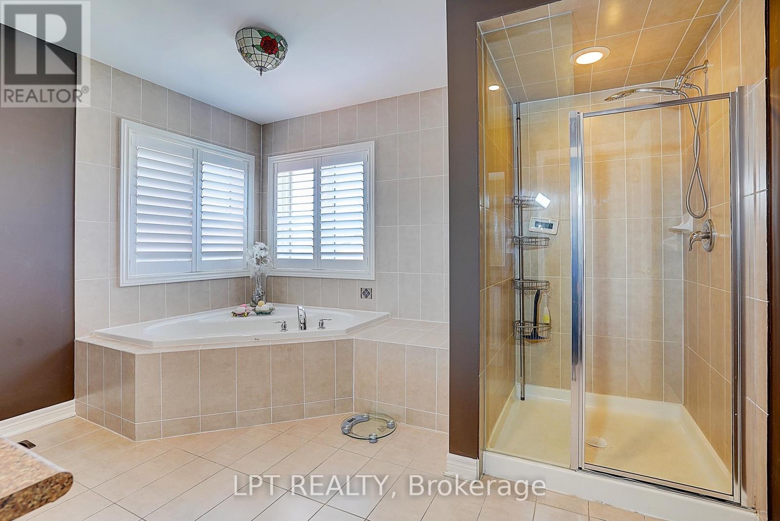 1168 MCTAVISH DRIVE - 19
