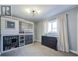 292 Sheridan Court, Newmarket, ON L3Y8P9 Photo 13