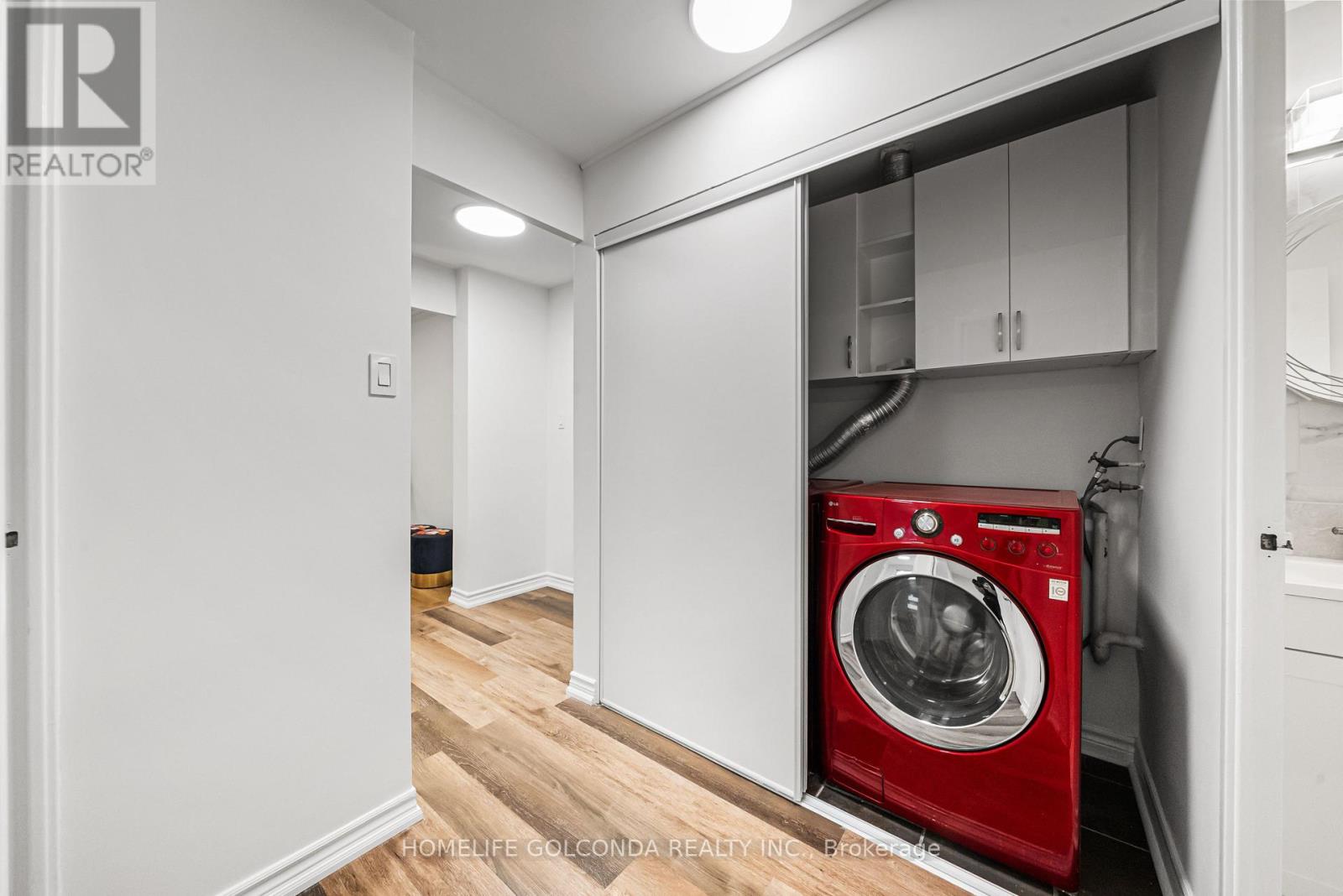 #205 21 ELIZABETH STREET - 42