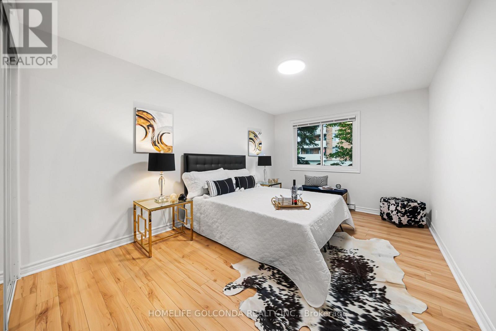 #205 21 ELIZABETH STREET - 37