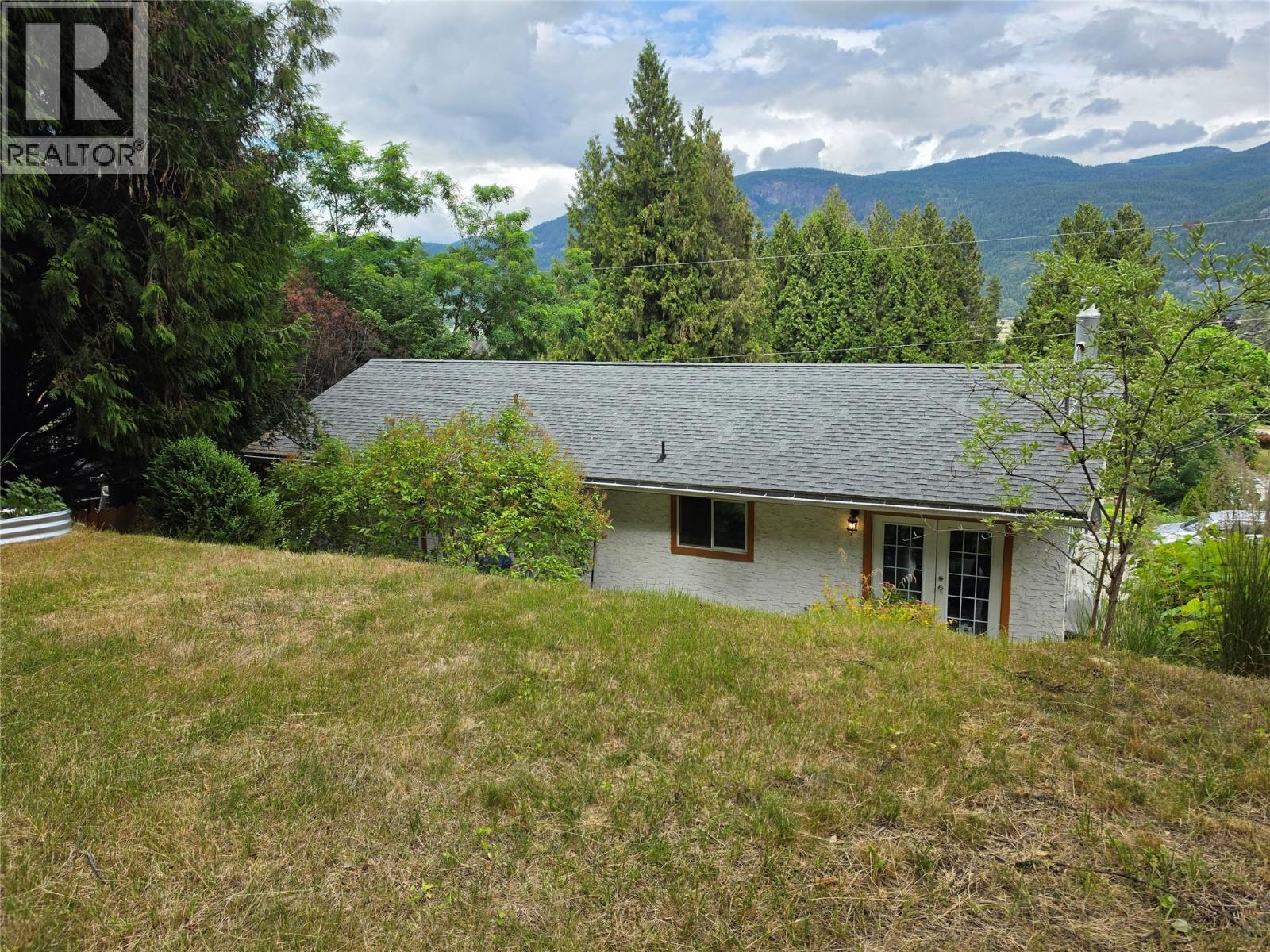 2436 11th Avenue - 28