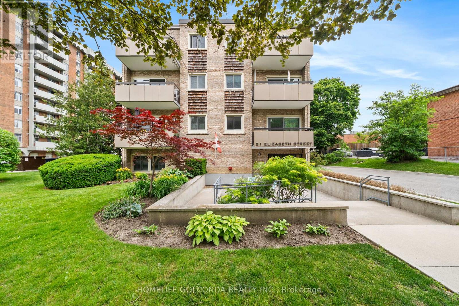 #205 21 ELIZABETH STREET - 49