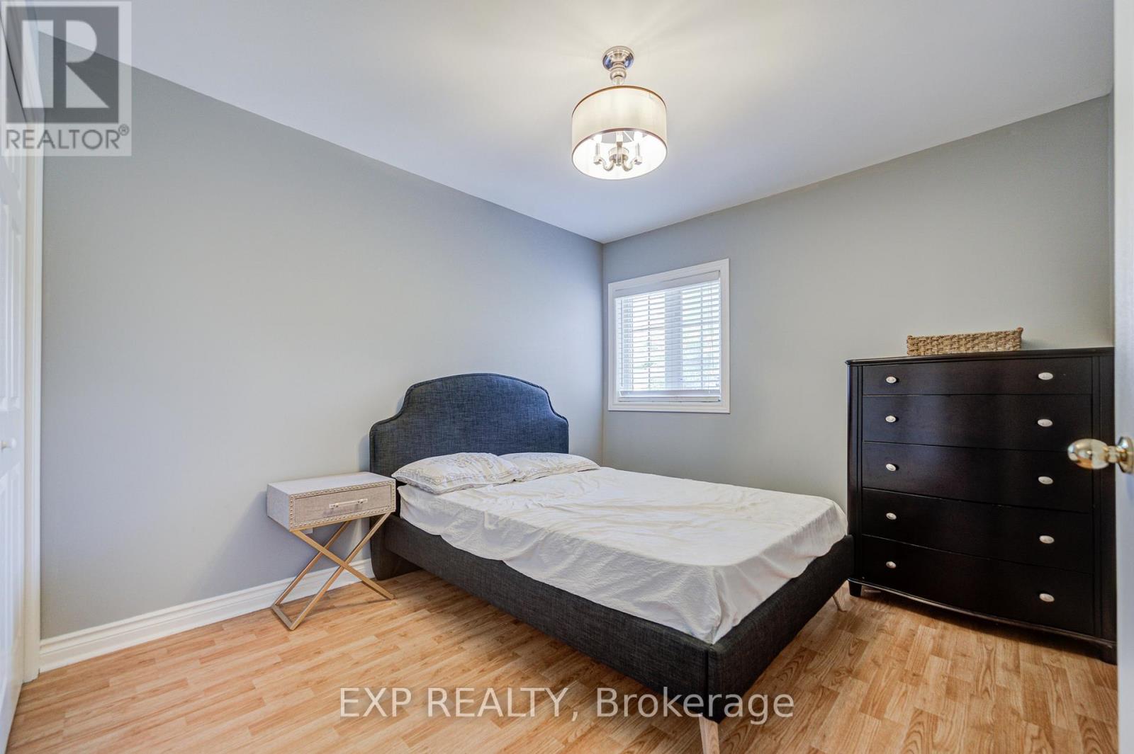 292 SHERIDAN COURT - 14