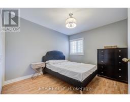292 Sheridan Court, Newmarket, ON L3Y8P9 Photo 14
