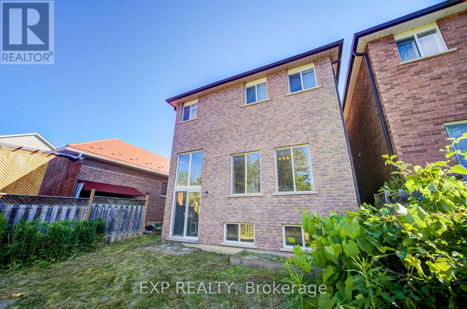 292 SHERIDAN COURT - 22