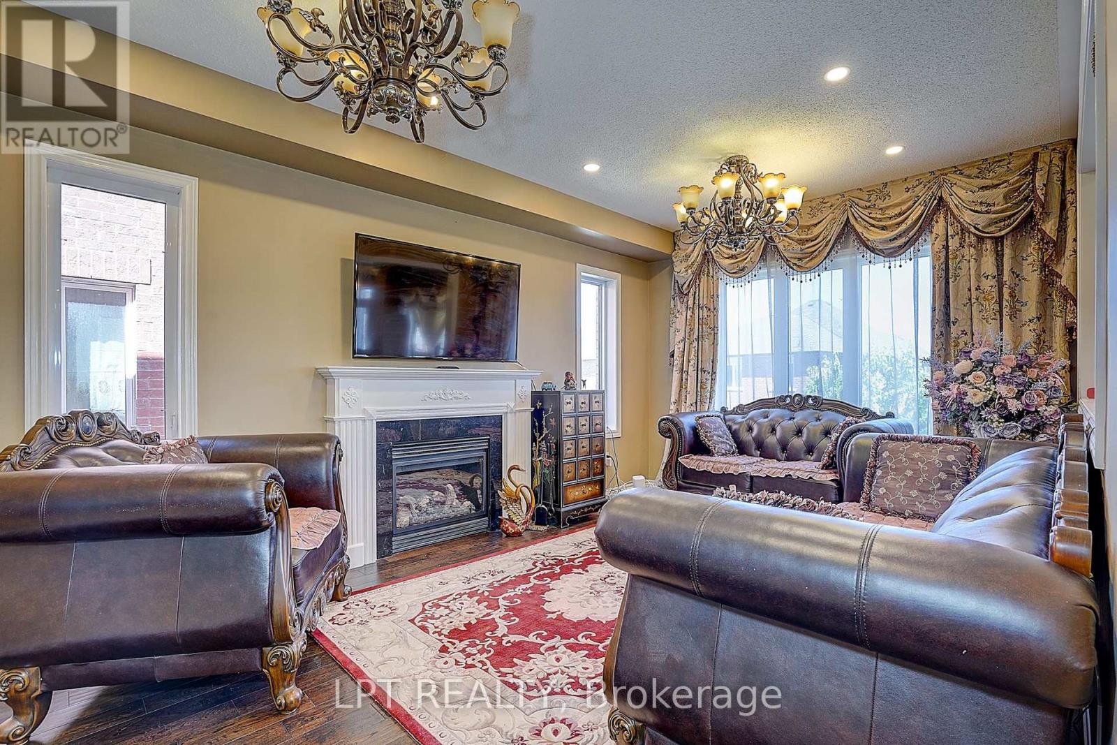1168 MCTAVISH DRIVE - 9