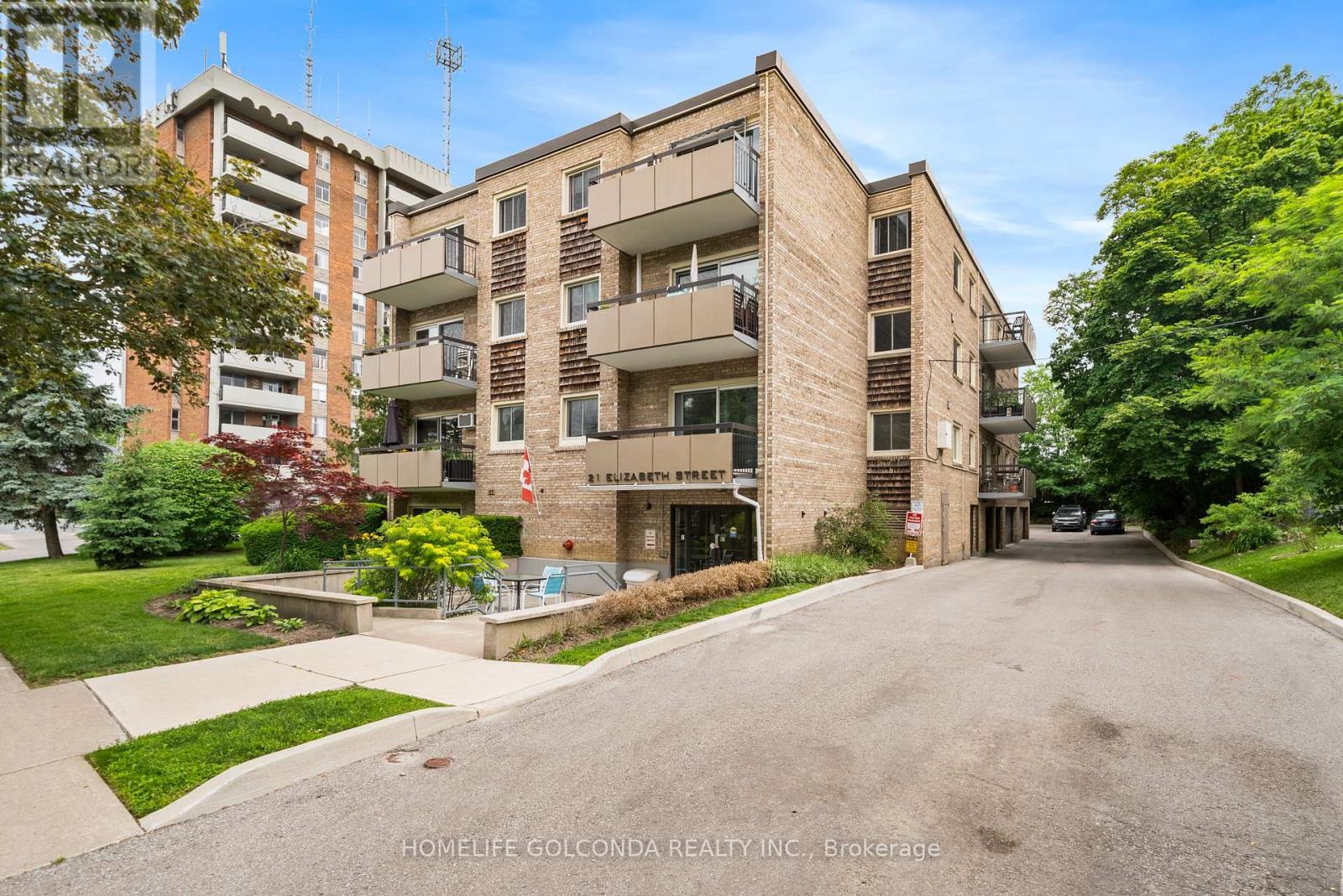 #205 21 ELIZABETH STREET - 22