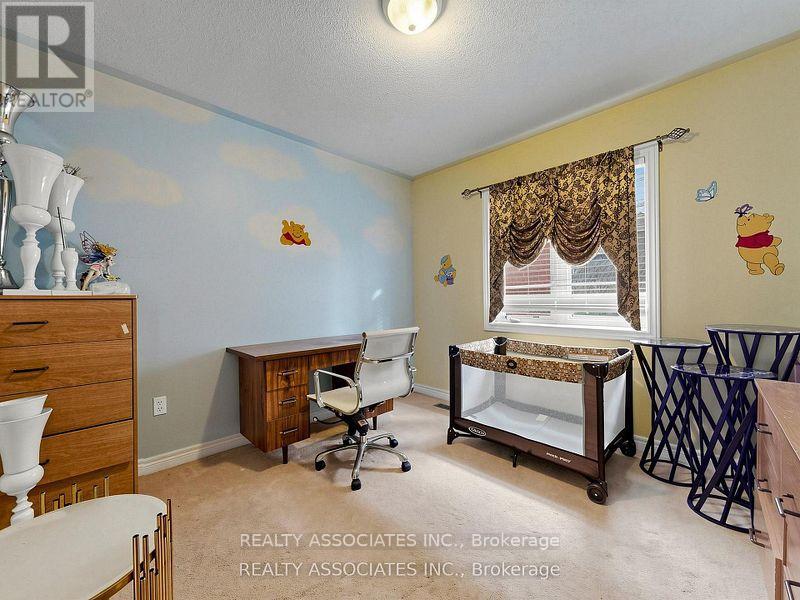 44 SHINING WILLOW CRESCENT - 31