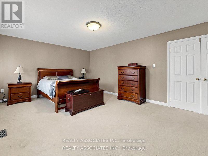 44 SHINING WILLOW CRESCENT - 23