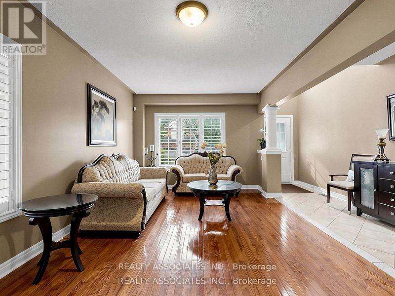 44 SHINING WILLOW CRESCENT - 3