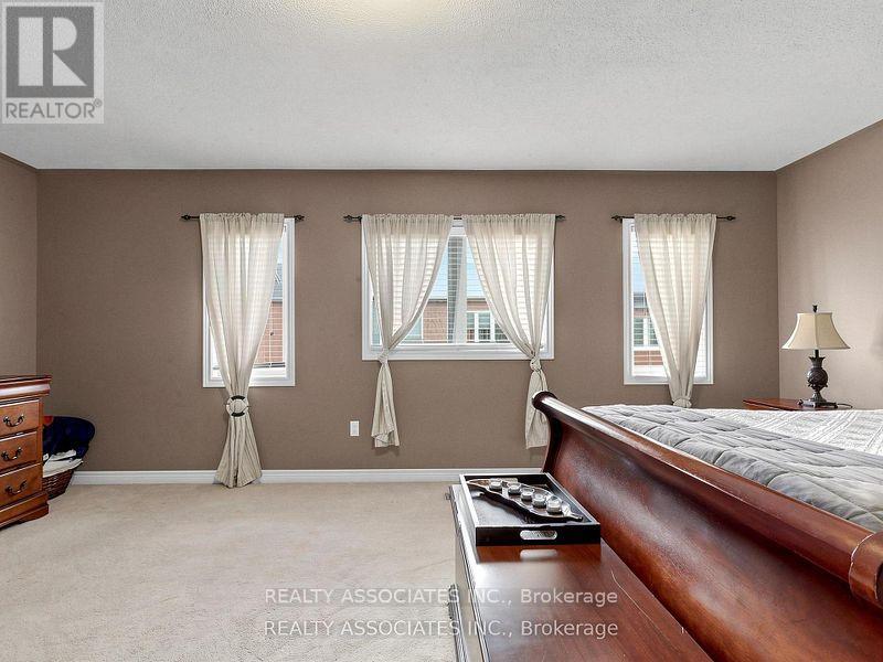 44 SHINING WILLOW CRESCENT - 24