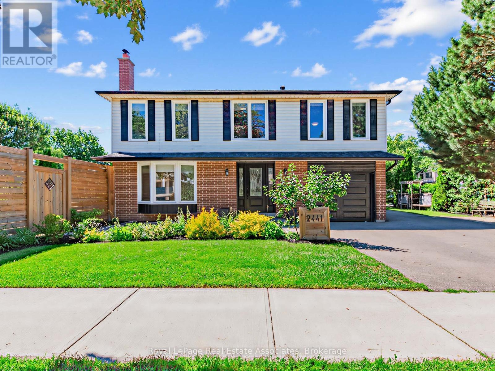 Photo of 2441 Winthrop Crescent
