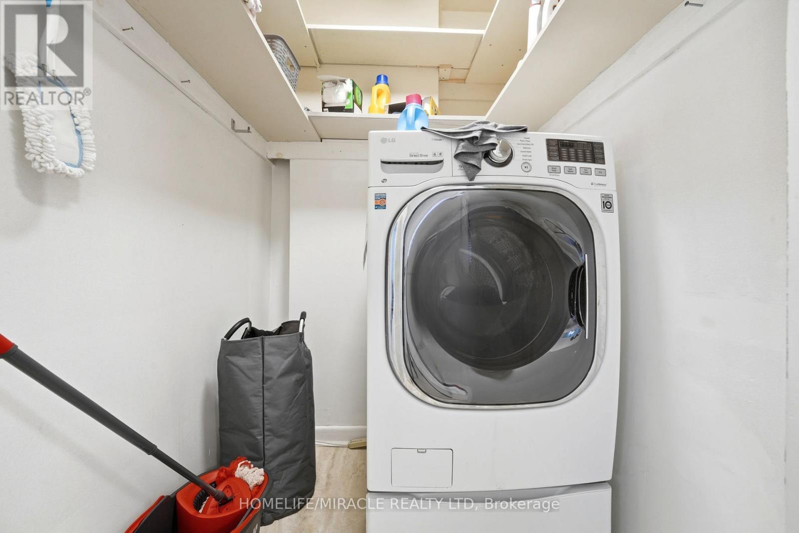 1585 CORAM CRESCENT - 19