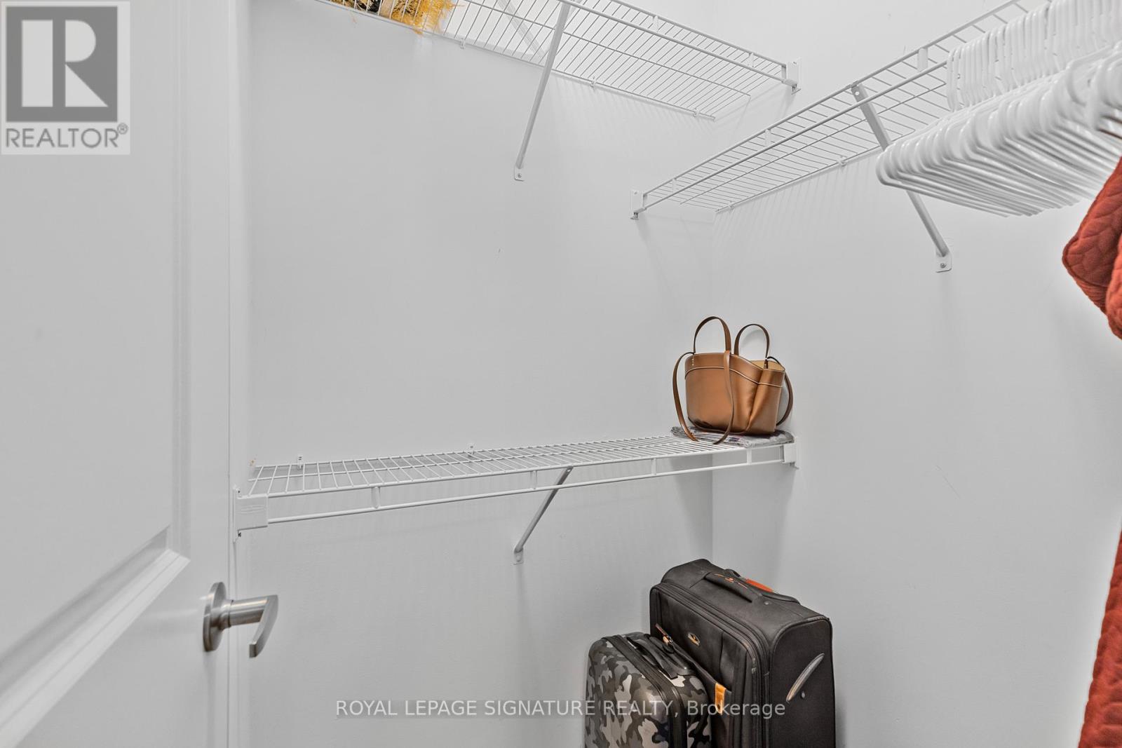 158 KEPPEL CIRCLE - 23