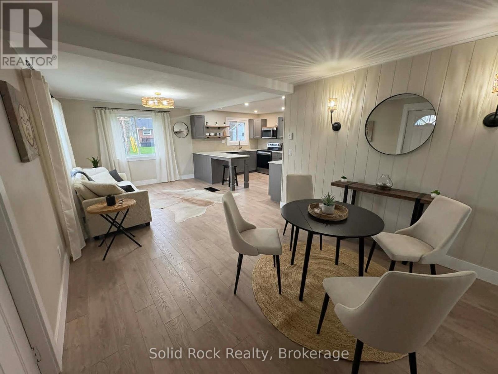 14 LINN STREET - 25