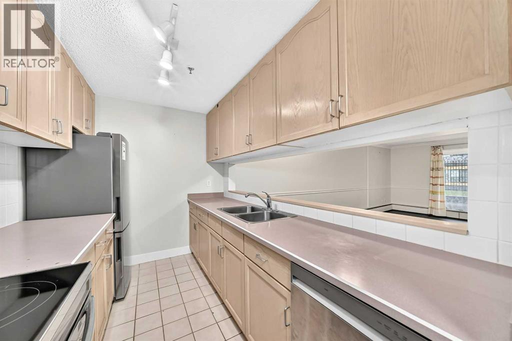 #108 723 57 Avenue SW - 18