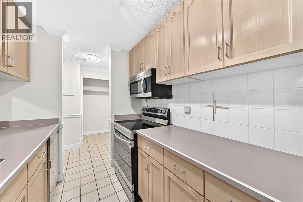#108 723 57 Avenue SW - 21