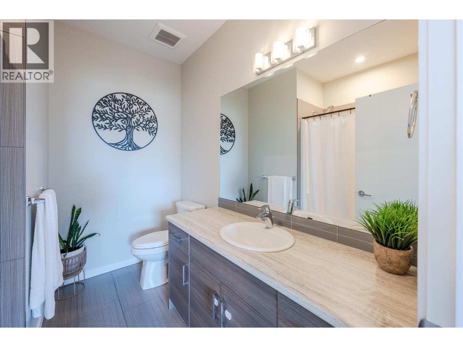 457 Nelson Avenue Unit# 102, Penticton