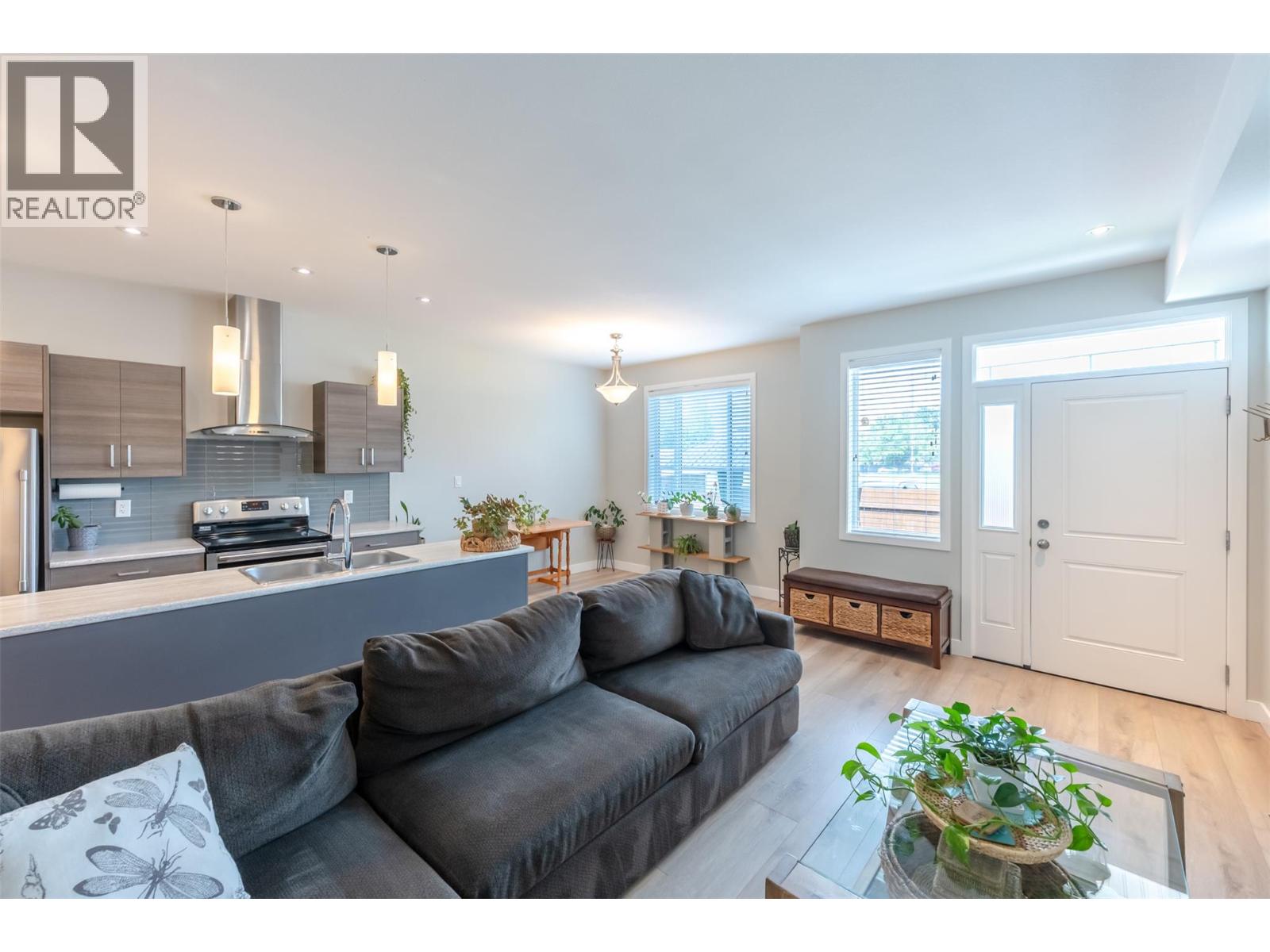 457 Nelson Avenue Unit# 102, Penticton