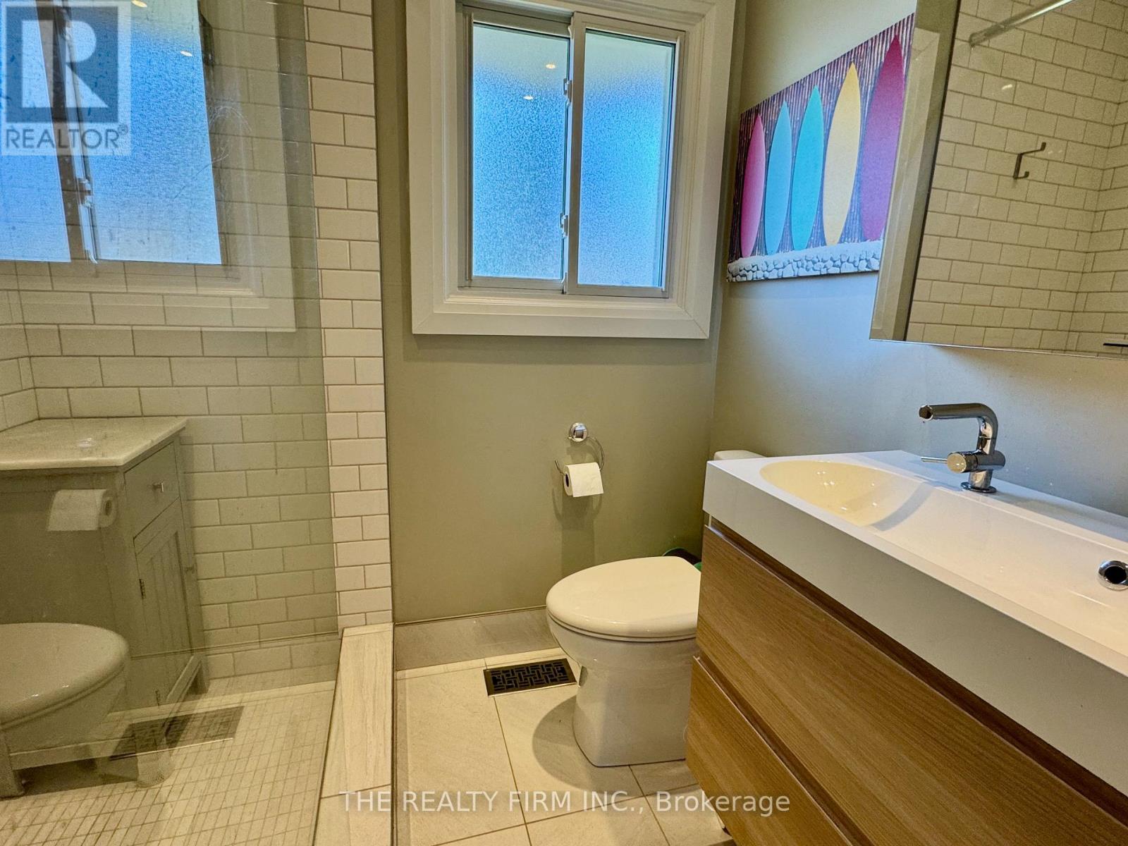 571 EVERGLADE CRESCENT - 15