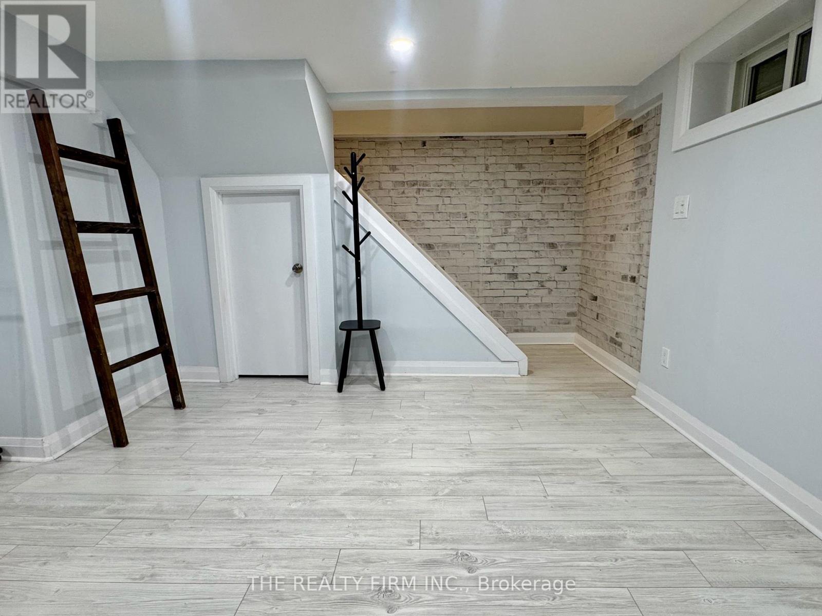 571 EVERGLADE CRESCENT - 17