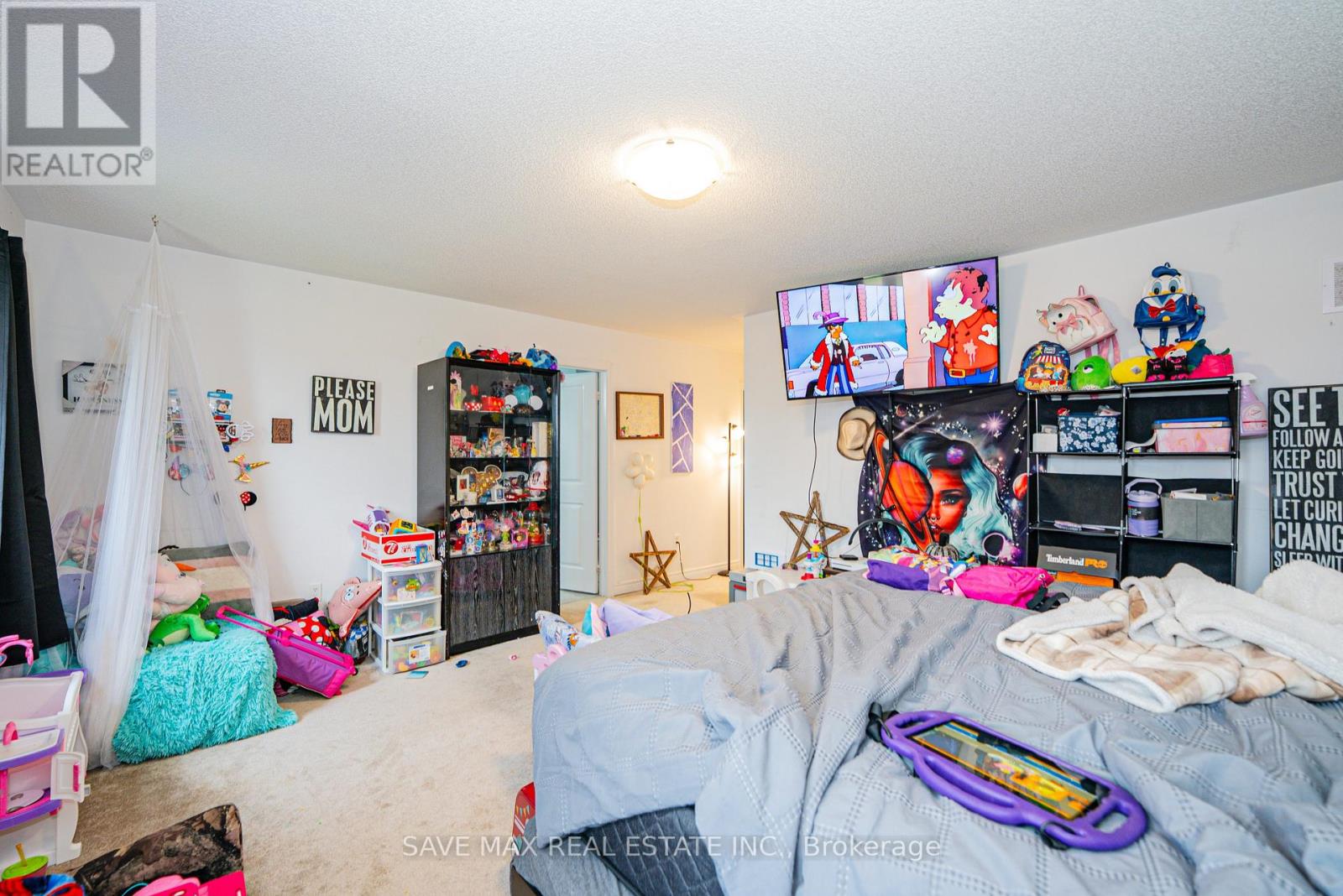 335 RIDLEY CRESCENT - 32