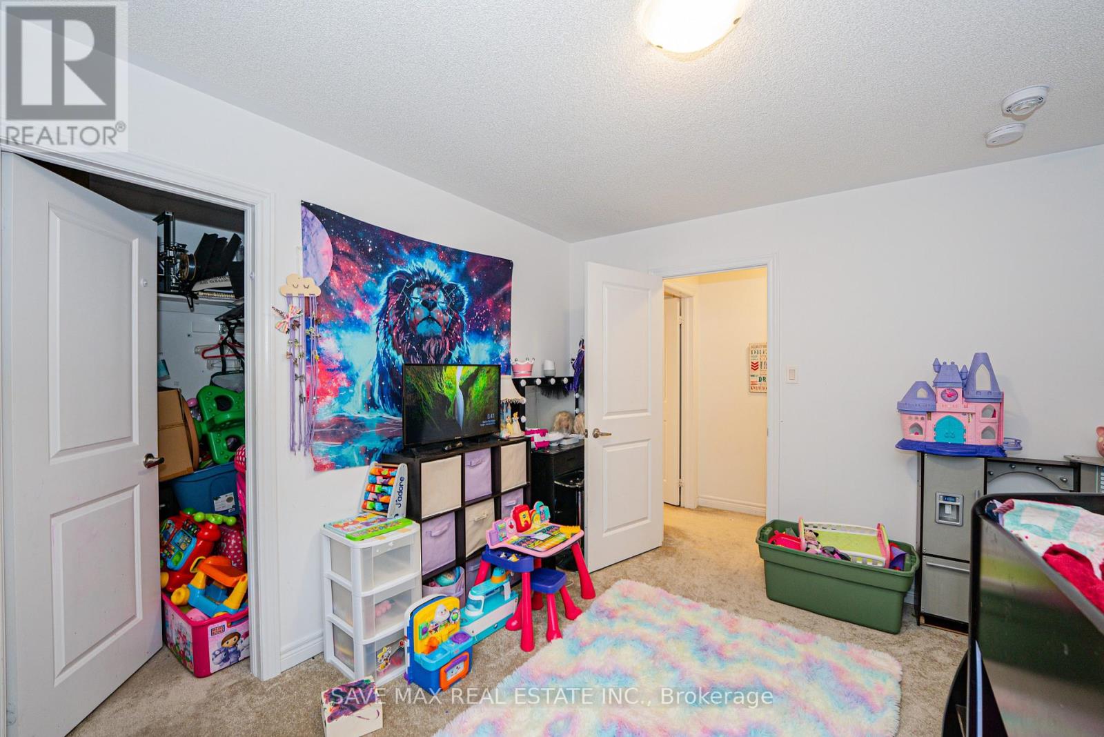 335 RIDLEY CRESCENT - 36