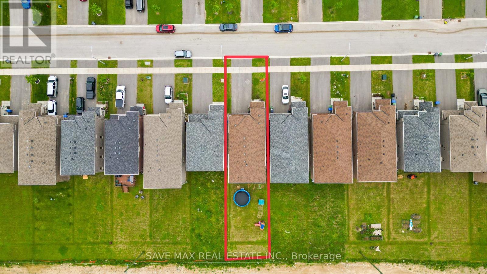 335 RIDLEY CRESCENT - 4