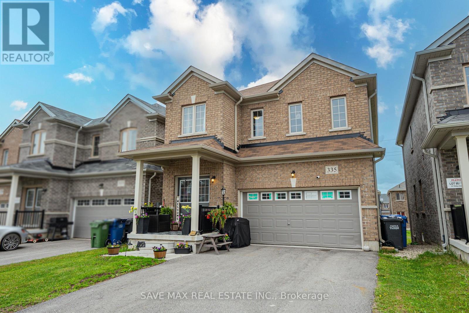 335 RIDLEY CRESCENT - 6