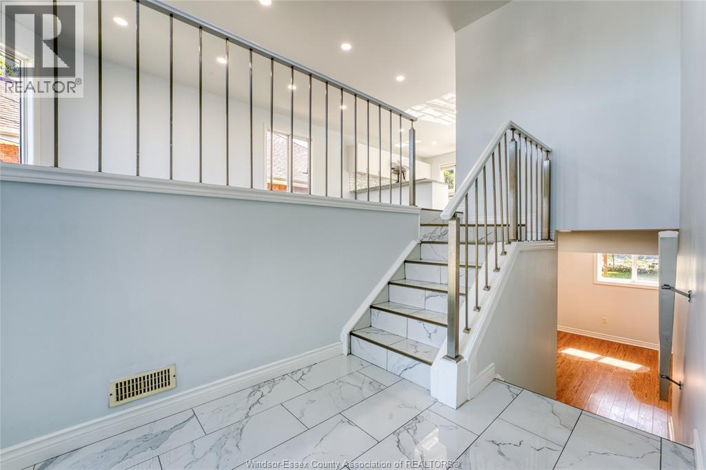 3867 CLARA AVENUE - 11