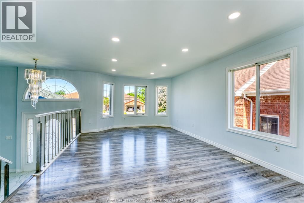 3867 CLARA AVENUE - 14