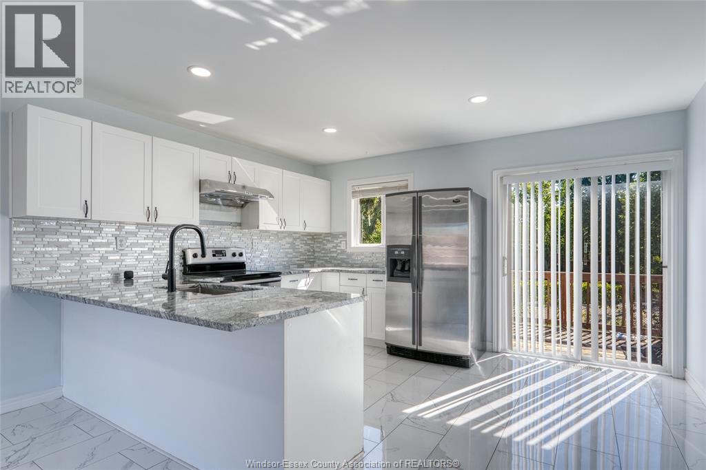 3867 CLARA AVENUE - 18