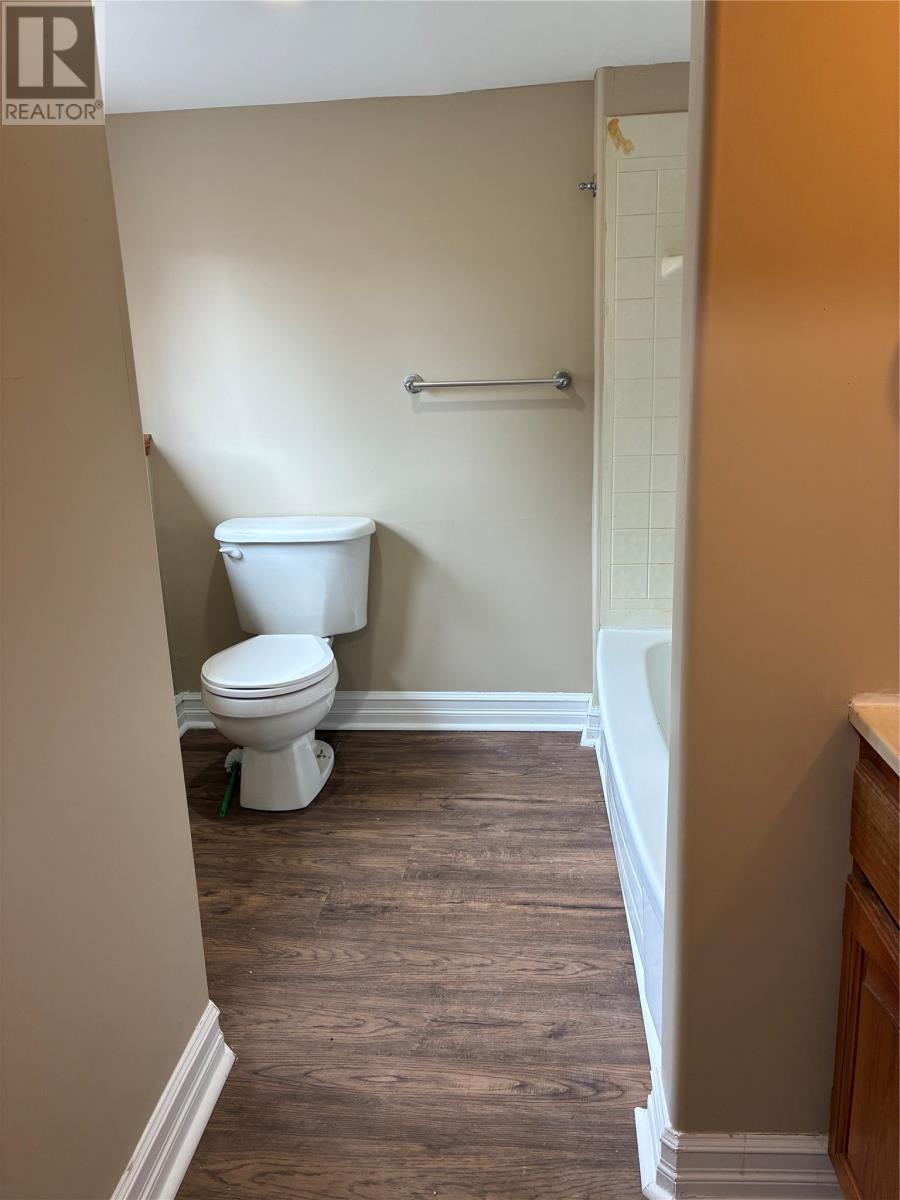 52 Bareneed Road - 38