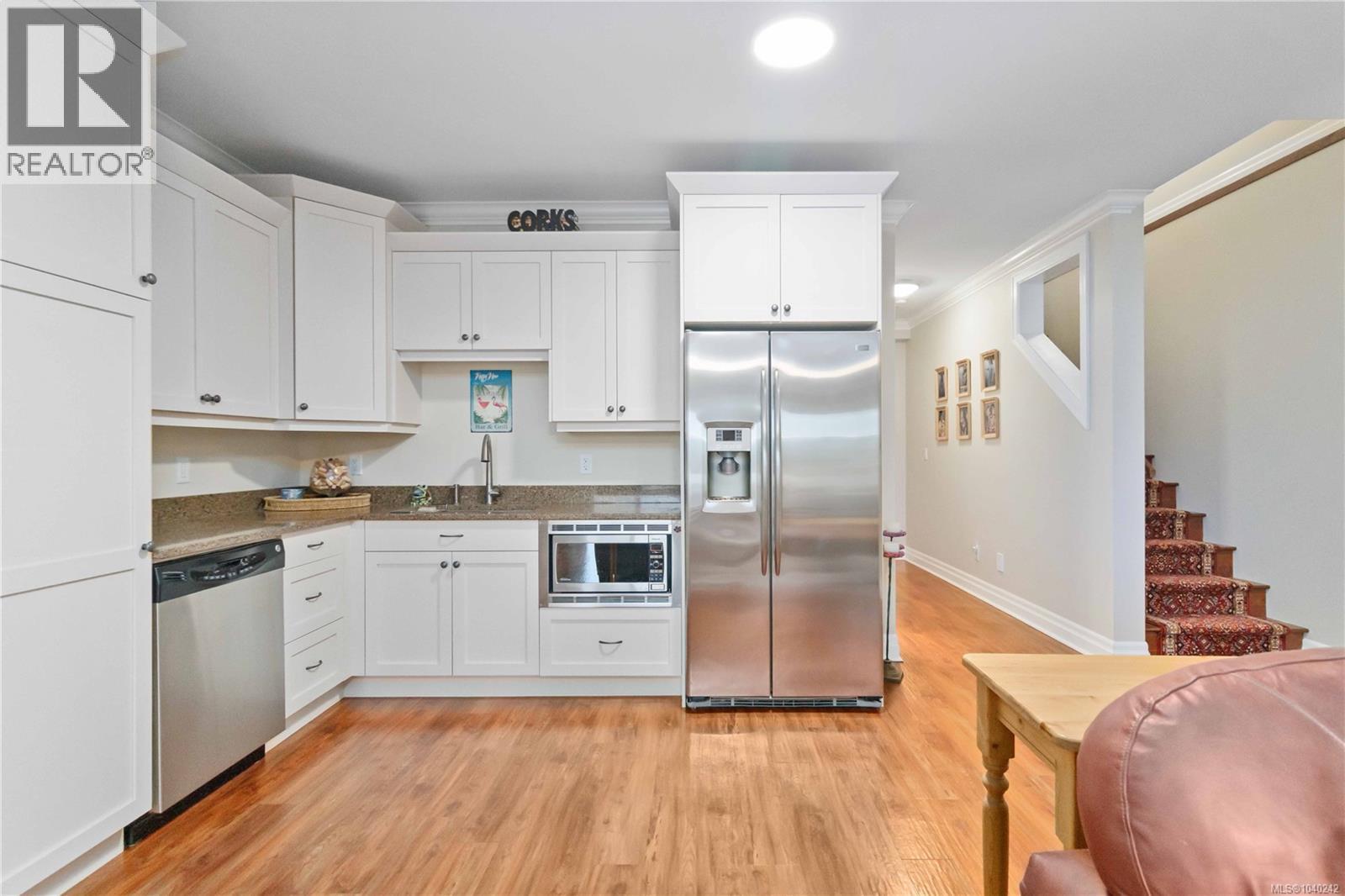 #3 6995 Nordin Rd - 50
